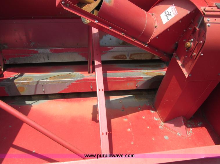 image for item A8726 1994 Case IH 1688 combine