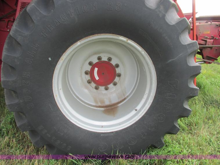 image for item A8726 1994 Case IH 1688 combine