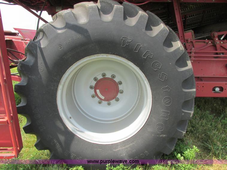 image for item A8726 1994 Case IH 1688 combine