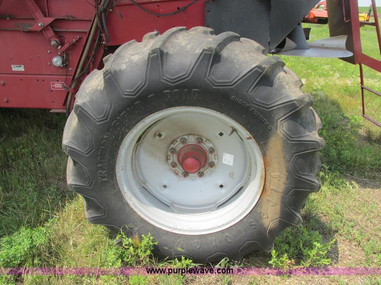 image for item A8726 1994 Case IH 1688 combine
