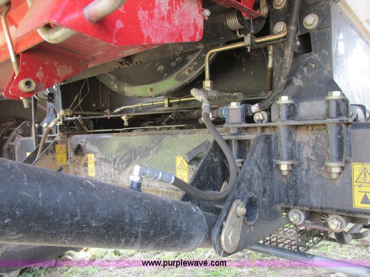 image for item A8727 2011 Case IH 7120 combine