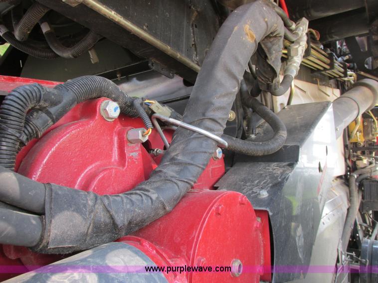 image for item A8727 2011 Case IH 7120 combine
