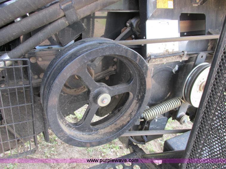 image for item A8727 2011 Case IH 7120 combine