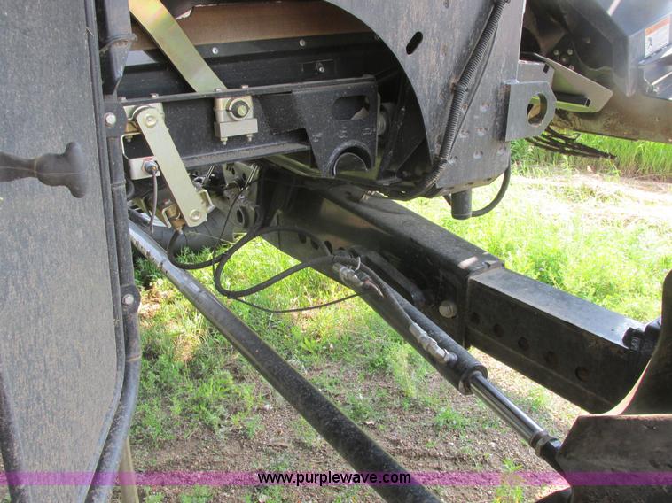 image for item A8727 2011 Case IH 7120 combine