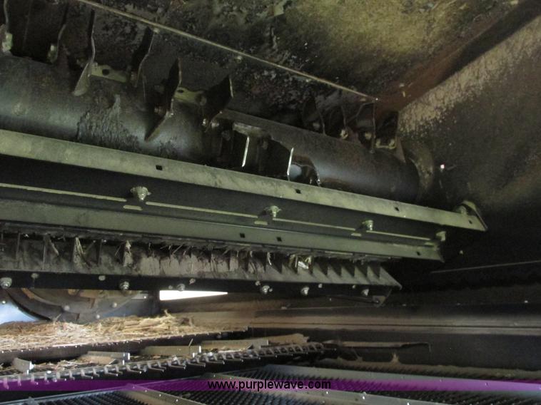 image for item A8727 2011 Case IH 7120 combine