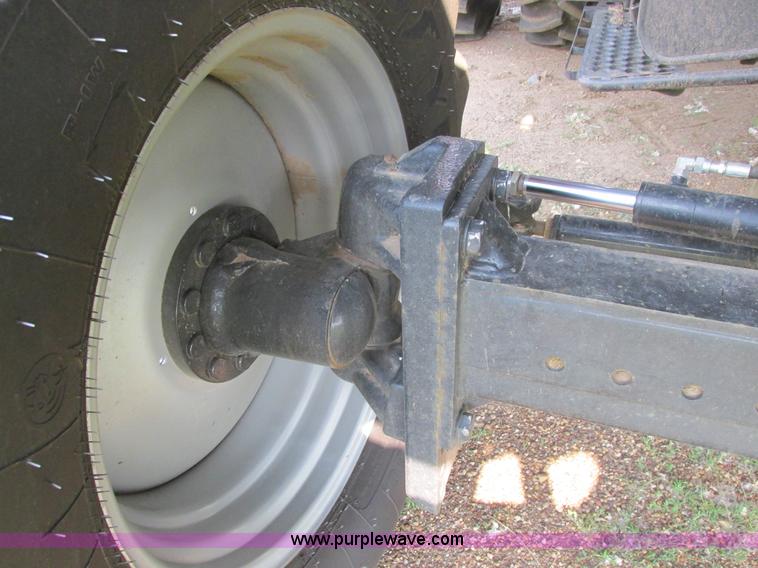 image for item A8727 2011 Case IH 7120 combine