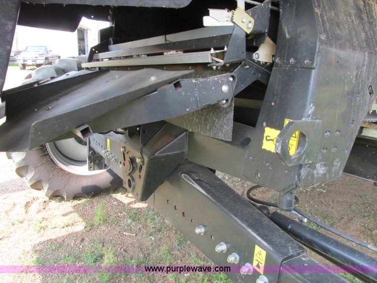 image for item A8727 2011 Case IH 7120 combine