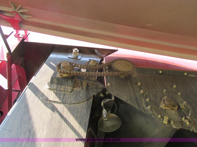 image for item A8727 2011 Case IH 7120 combine