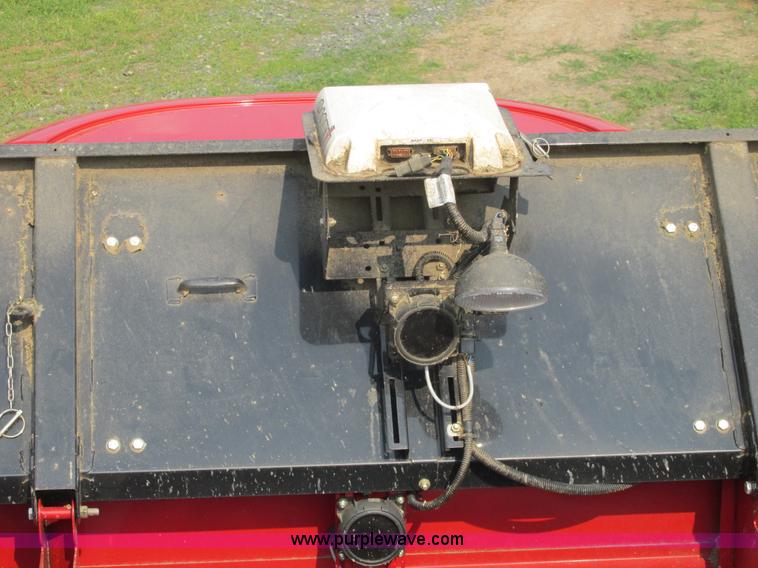 image for item A8727 2011 Case IH 7120 combine