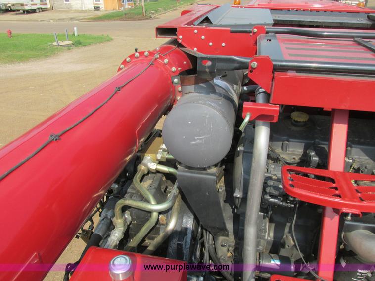 image for item A8727 2011 Case IH 7120 combine