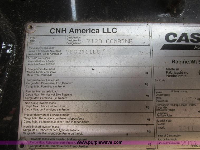 image for item A8727 2011 Case IH 7120 combine