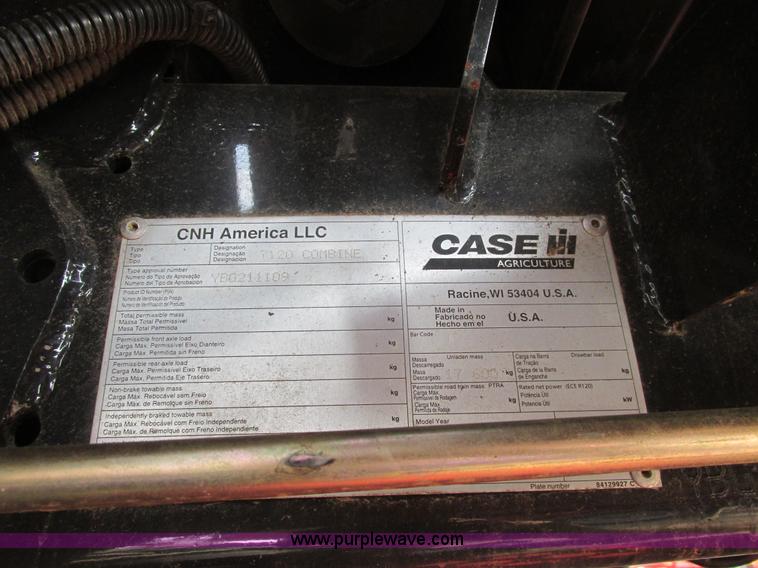 image for item A8727 2011 Case IH 7120 combine