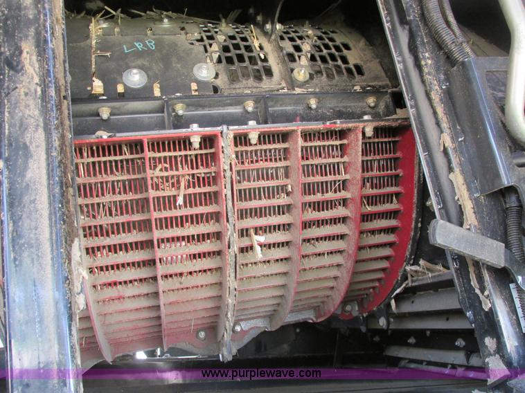 image for item A8727 2011 Case IH 7120 combine