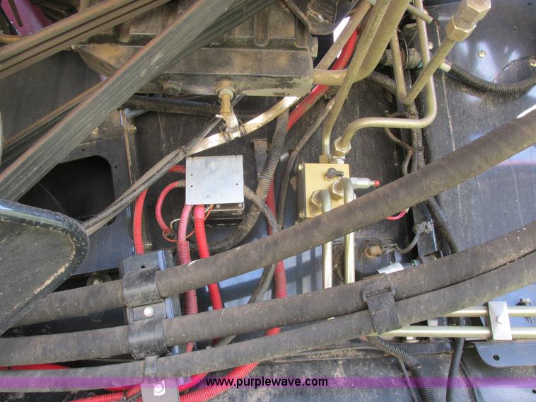 image for item A8727 2011 Case IH 7120 combine