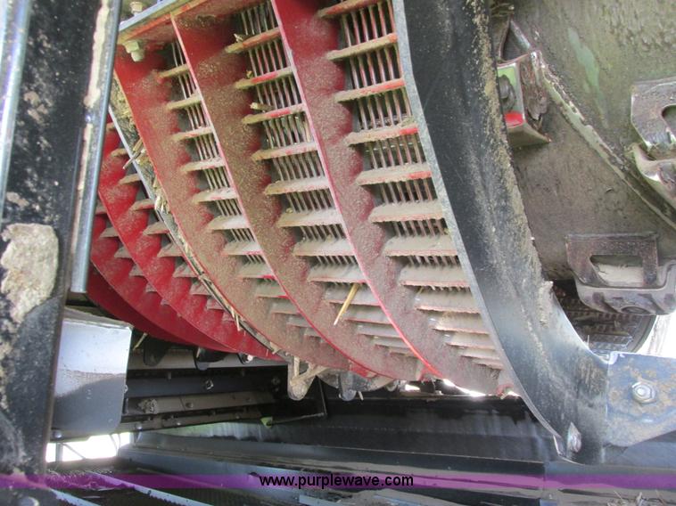 image for item A8727 2011 Case IH 7120 combine