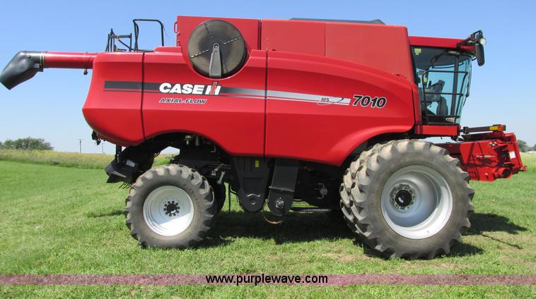 image for item A8730 2008 Case IH 7010 Axial-Flow combine