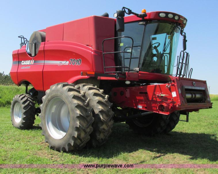 image for item A8730 2008 Case IH 7010 Axial-Flow combine