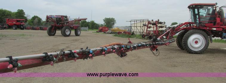 image for item A8731 2004 Miller Nitro 2200T self-propelled sprayer