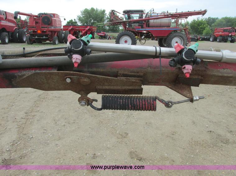 image for item A8731 2004 Miller Nitro 2200T self-propelled sprayer