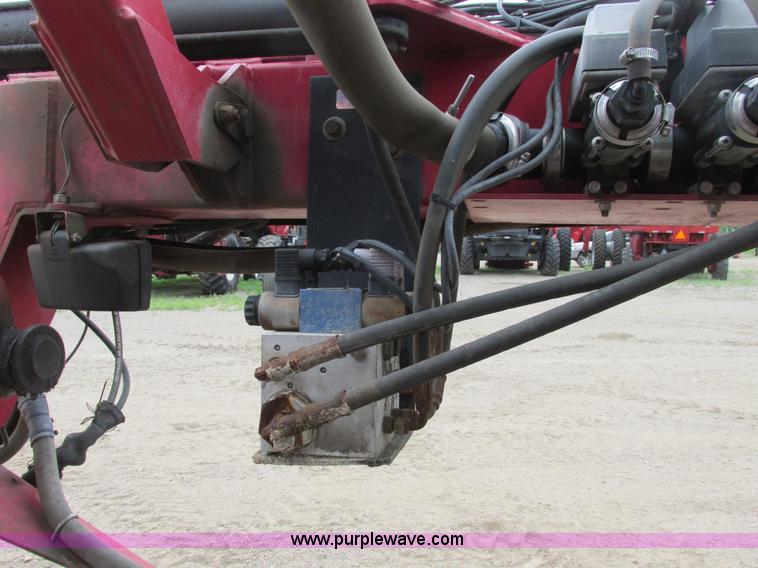 image for item A8731 2004 Miller Nitro 2200T self-propelled sprayer