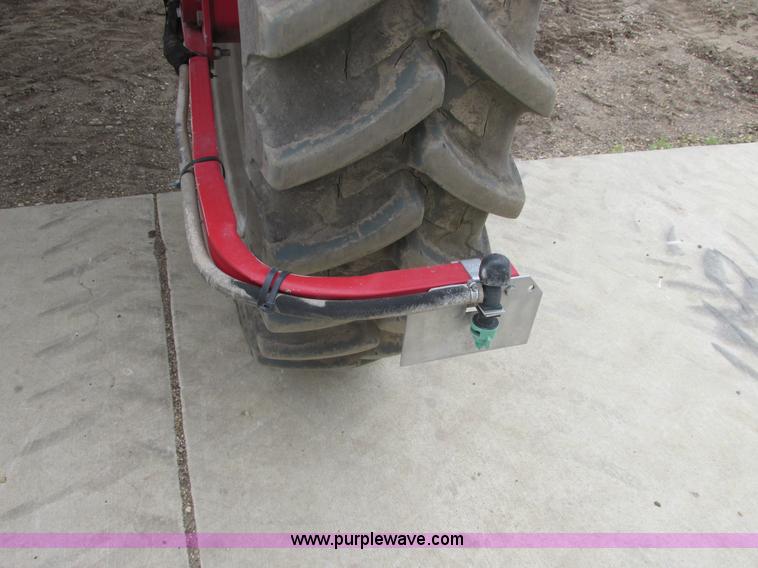 image for item A8731 2004 Miller Nitro 2200T self-propelled sprayer