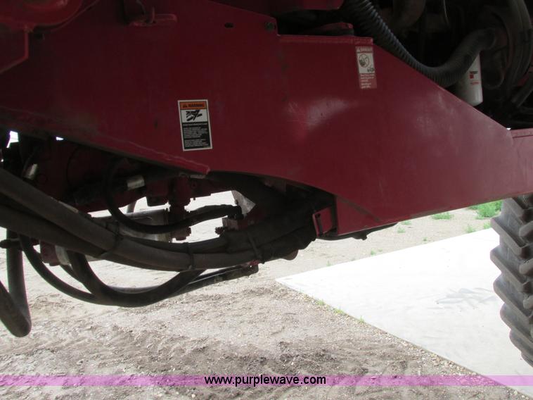 image for item A8731 2004 Miller Nitro 2200T self-propelled sprayer