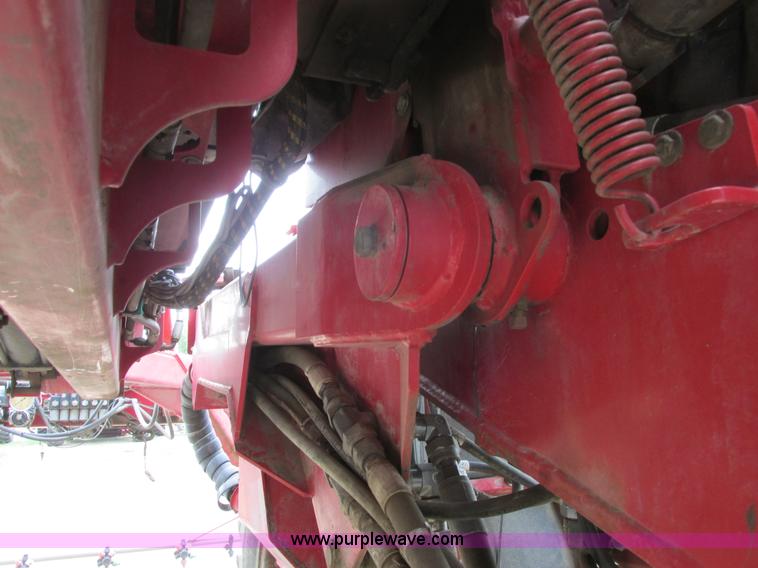 image for item A8731 2004 Miller Nitro 2200T self-propelled sprayer