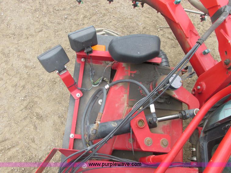 image for item A8731 2004 Miller Nitro 2200T self-propelled sprayer