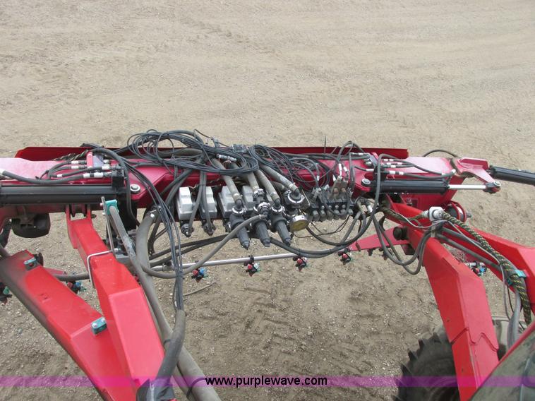 image for item A8731 2004 Miller Nitro 2200T self-propelled sprayer