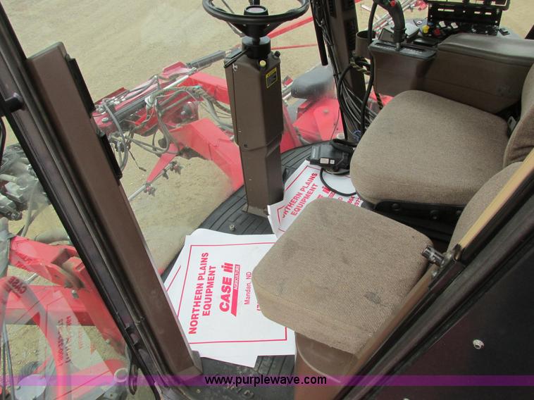 image for item A8731 2004 Miller Nitro 2200T self-propelled sprayer