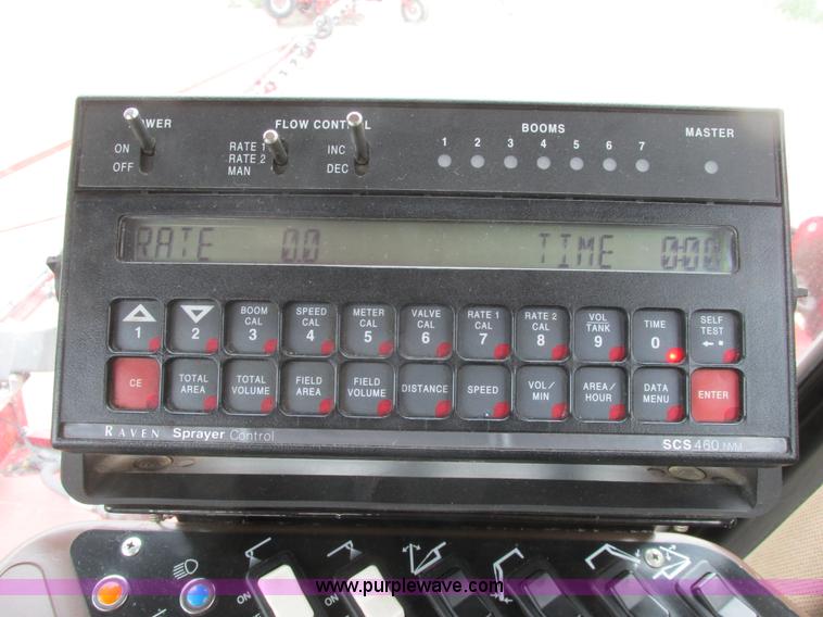 image for item A8731 2004 Miller Nitro 2200T self-propelled sprayer