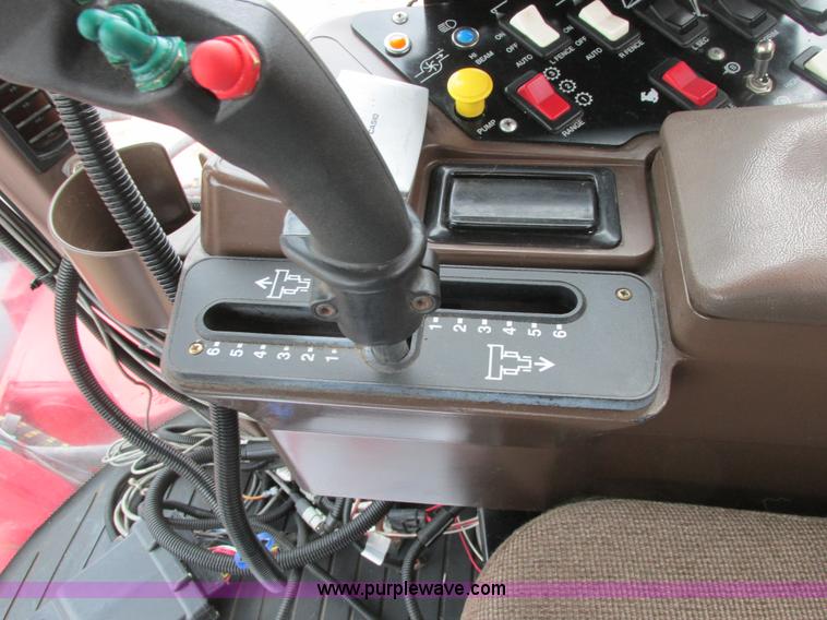 image for item A8731 2004 Miller Nitro 2200T self-propelled sprayer