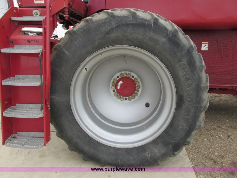 image for item A8732 1998 Case IH 2388 RWA combine