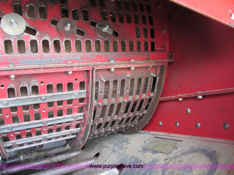 image for item A8732 1998 Case IH 2388 RWA combine