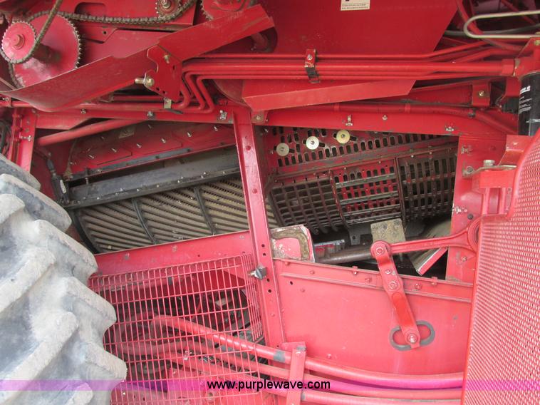image for item A8732 1998 Case IH 2388 RWA combine