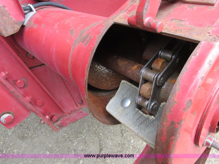 image for item A8732 1998 Case IH 2388 RWA combine