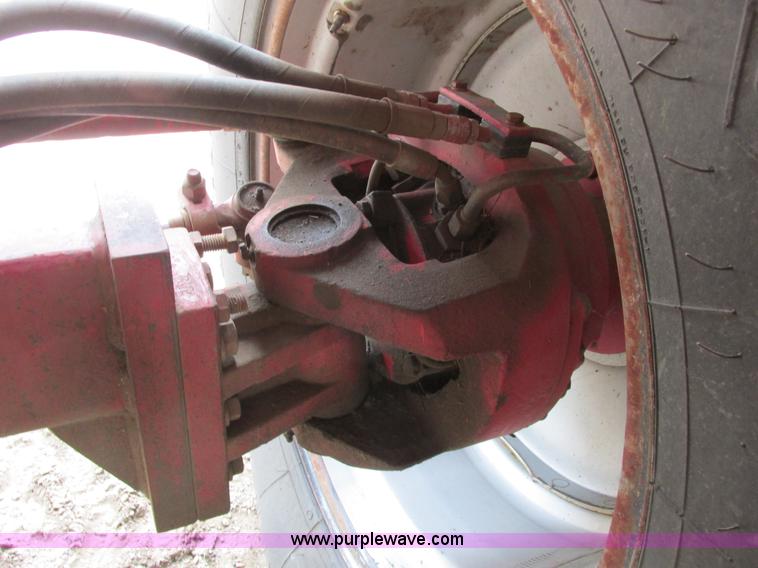 image for item A8732 1998 Case IH 2388 RWA combine