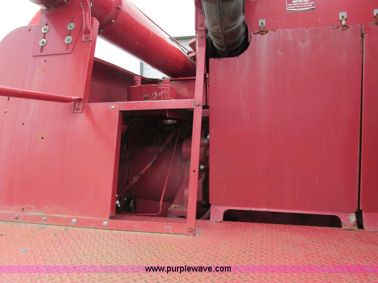 image for item A8732 1998 Case IH 2388 RWA combine