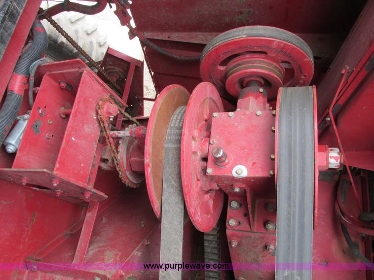 image for item A8732 1998 Case IH 2388 RWA combine