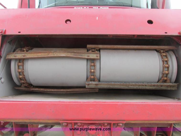 image for item A8732 1998 Case IH 2388 RWA combine