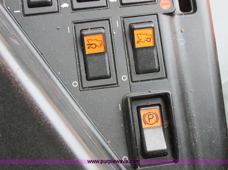 image for item A8732 1998 Case IH 2388 RWA combine