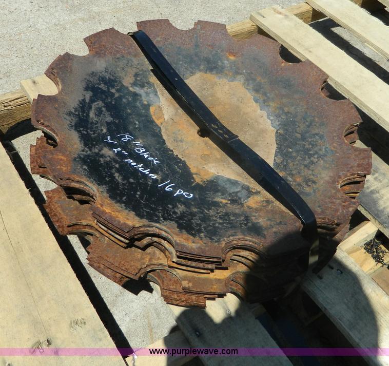 image for item AD9755 (16) 18" notched blades