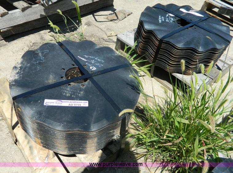 image for item AD9759 (23) 20 3/8" coulter blades