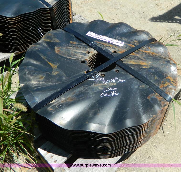 image for item AD9760 (24) 20 3/8" coulter blades