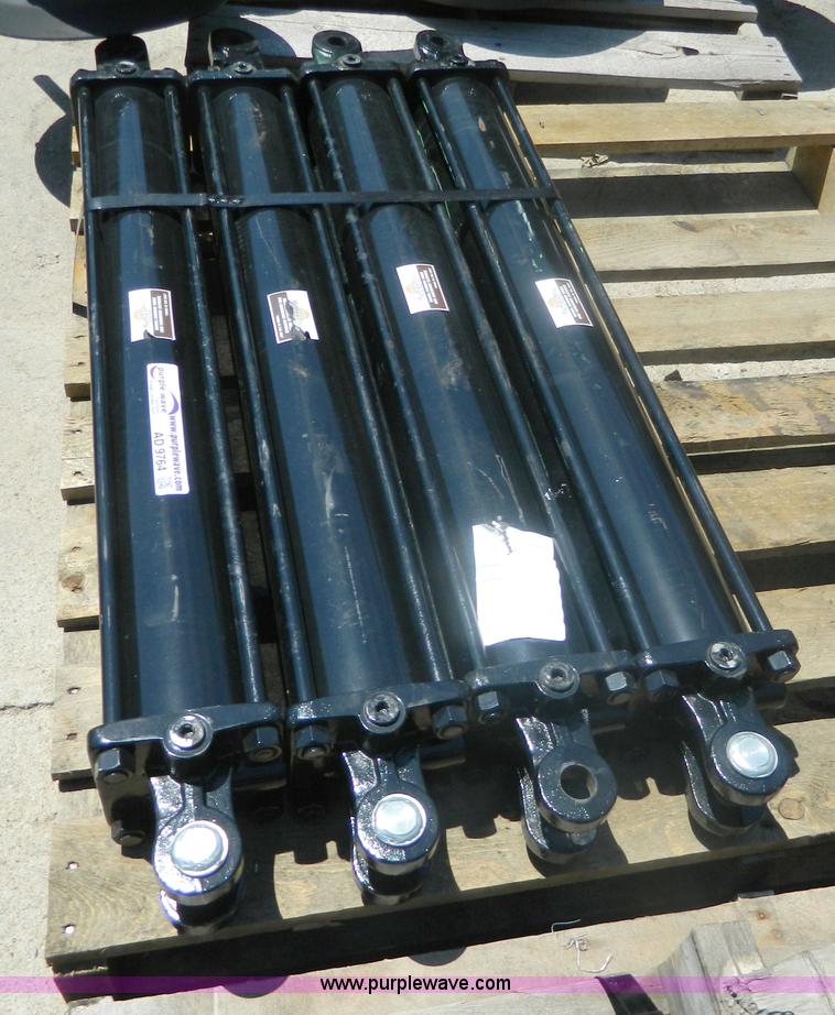 image for item AD9764 (4) hydraulic cylinders
