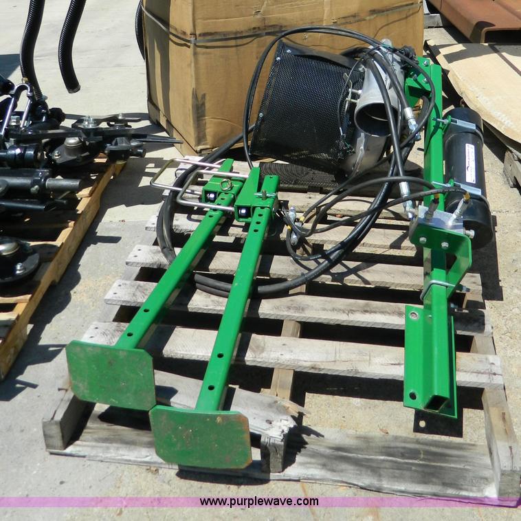 image for item AD9776 (2) pin style stabilizer mounts