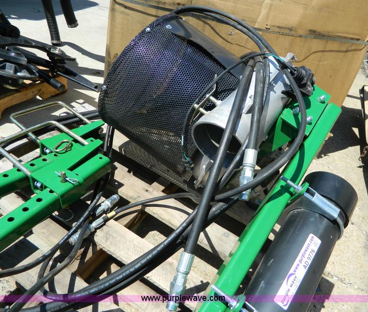 image for item AD9776 (2) pin style stabilizer mounts