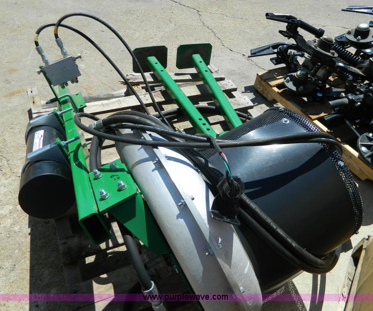 image for item AD9776 (2) pin style stabilizer mounts