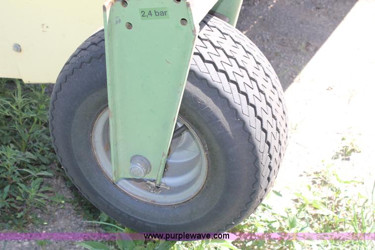 image for item C3894 2007 Krone Easy Flow 3801 pickup head