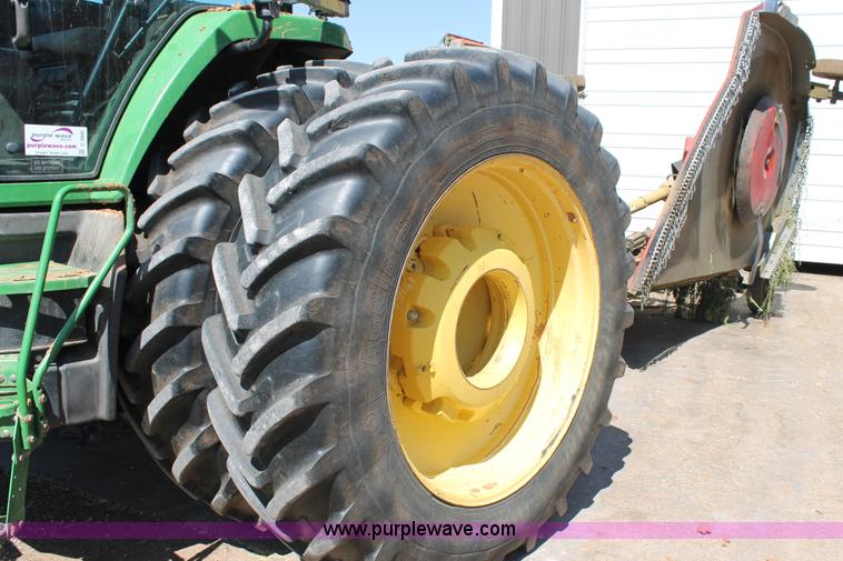 image for item C3895 2000 John Deere 8410 MFWD tractor